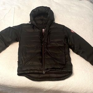 Canada goose puffer jacket